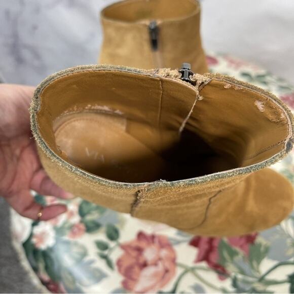 Via Spiga | Tan Suede Heel Booties | 7 - Picture 9 of 12